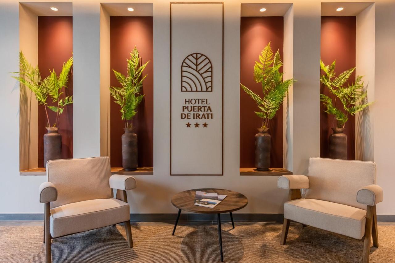 Silken Puerta De Irati Hotel โอชากาเบีย ภายนอก รูปภาพ