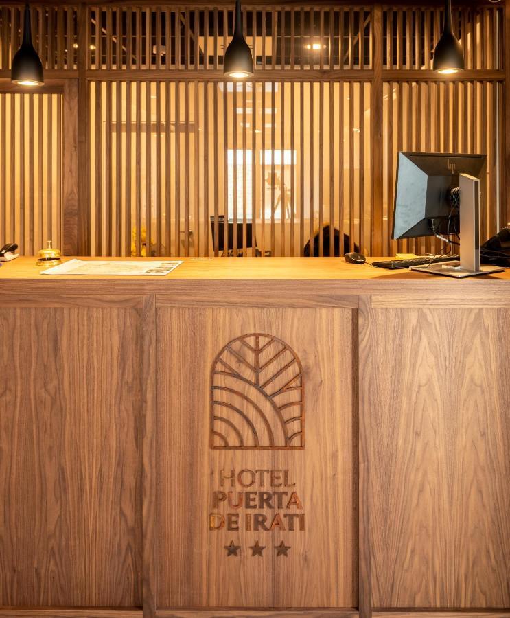Silken Puerta De Irati Hotel โอชากาเบีย ภายนอก รูปภาพ